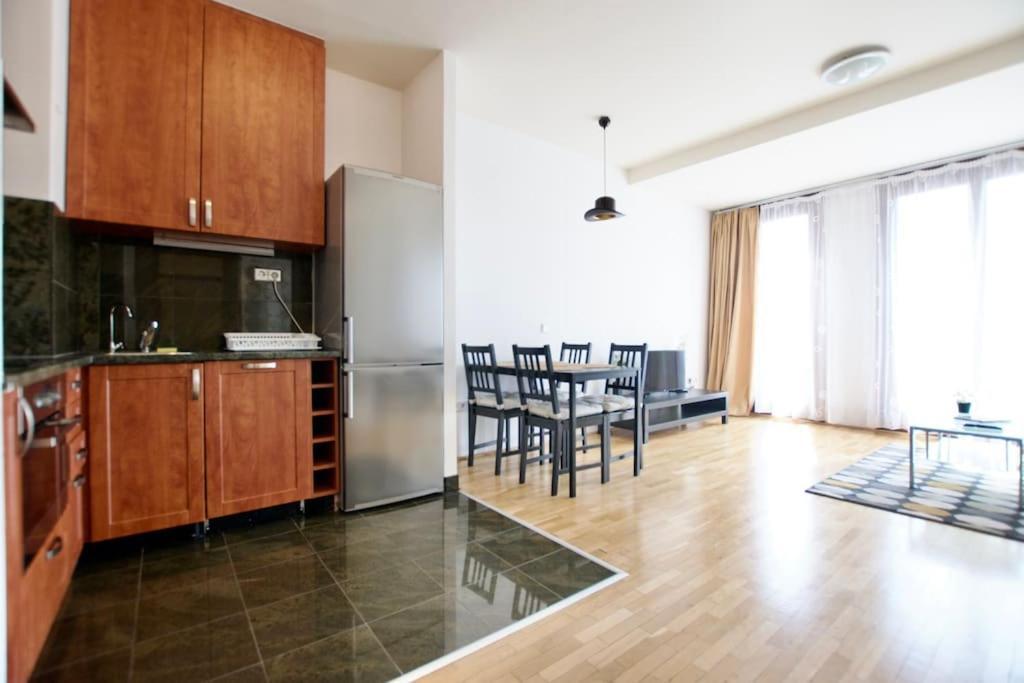 Standard By Hi5 - Kazinczy Street בודפשט